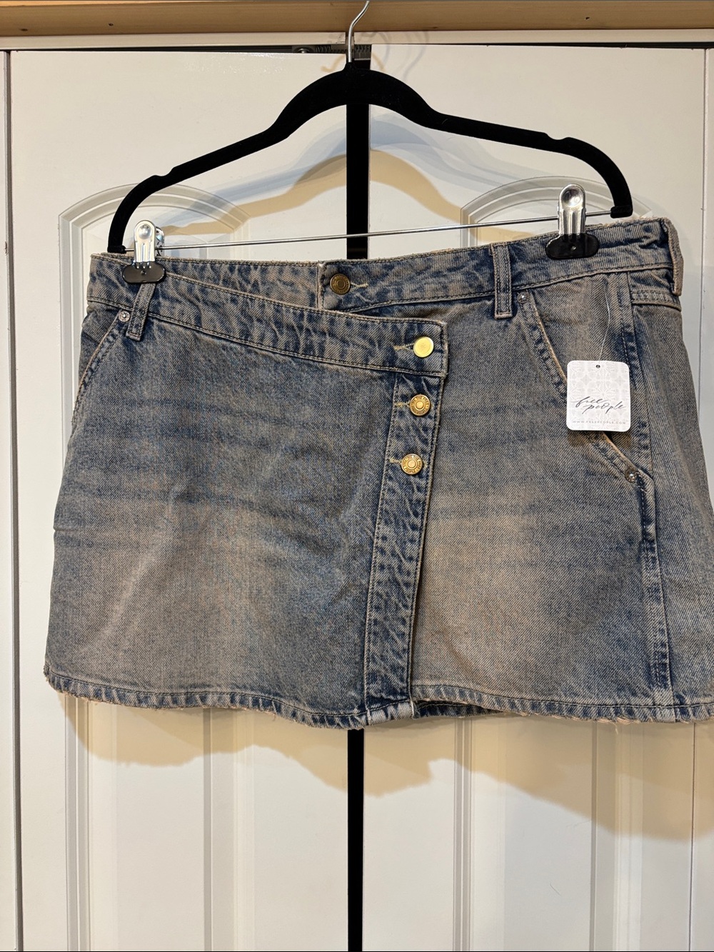 We the free distressed denim size 33 jean skirt